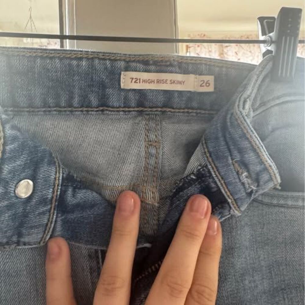 Levi's 721 High Rise Skinny Jeans Size 26